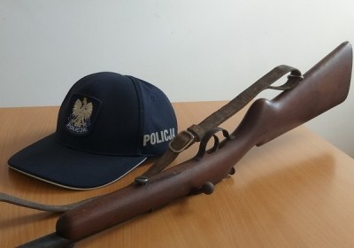karabin na strychu